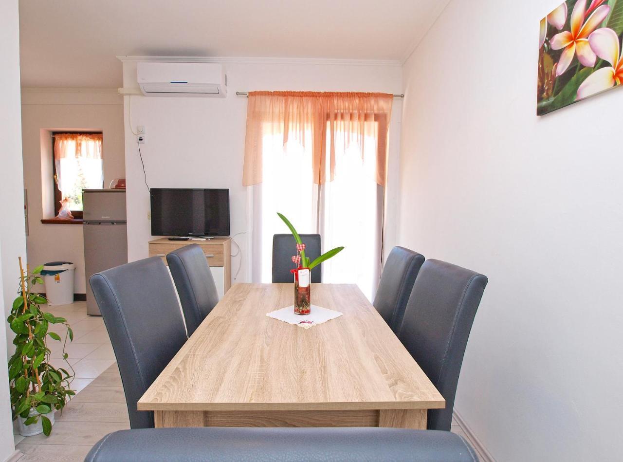 הוילה וודניאן House Smiljana 2059 מראה חיצוני תמונה