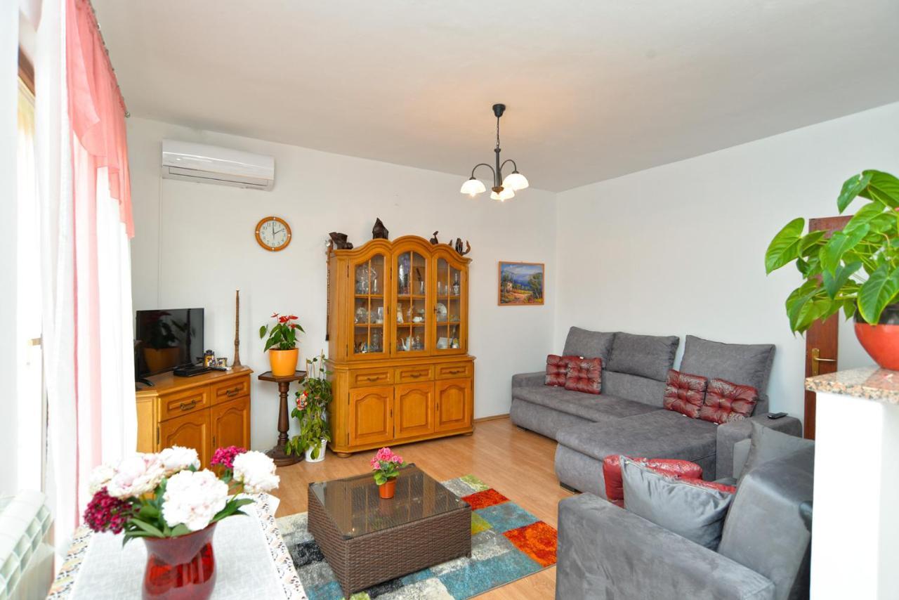 הוילה וודניאן House Smiljana 2059 מראה חיצוני תמונה